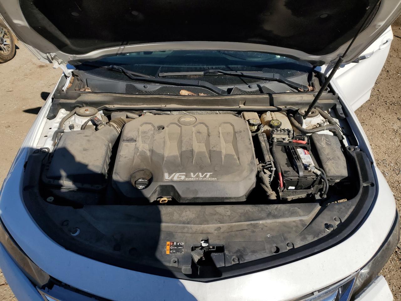 2015 Chevrolet Impala - Image 13