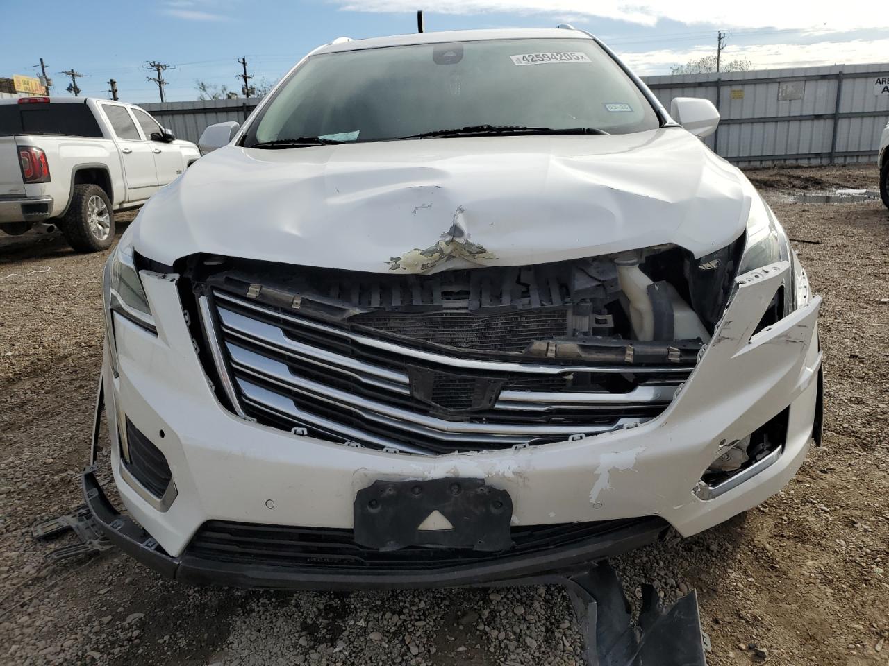 2017 Cadillac XT5 - Image 5