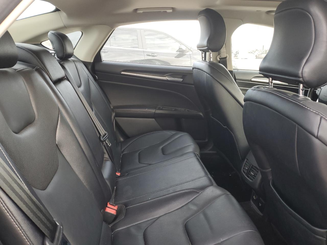 2018 Ford Fusion - Image 10
