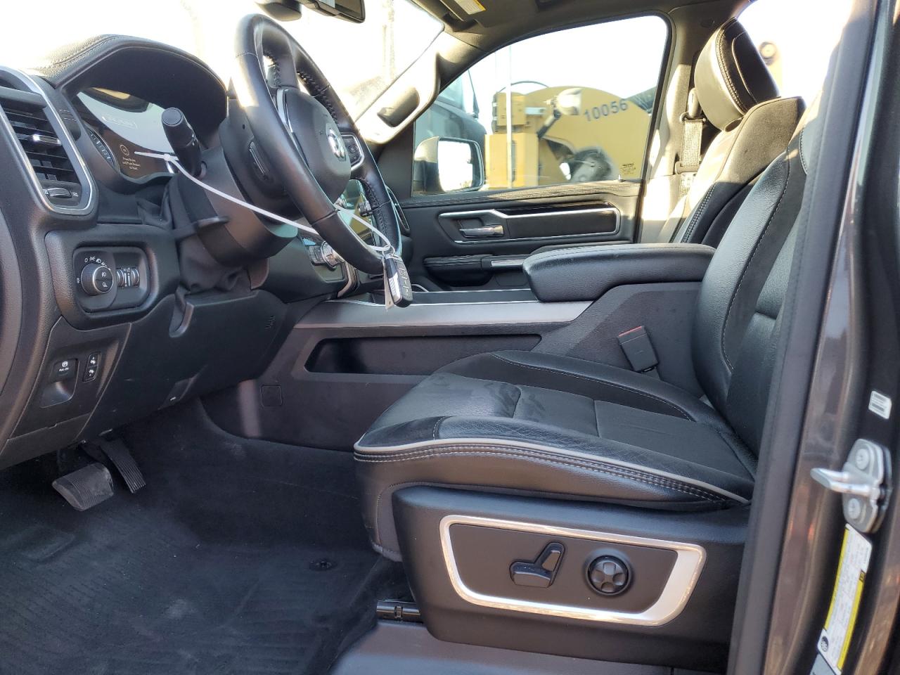 2020 RAM 1500 - Image 7