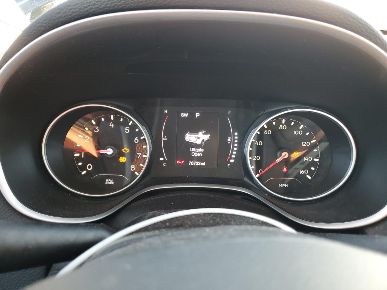 2018 Jeep Compass - Image 9