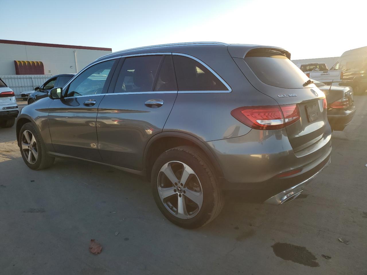 2018 Mercedes-Benz GLC - Image 2