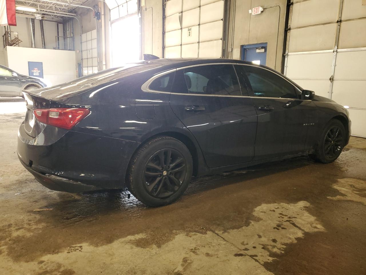 2018 Chevrolet Malibu - Image 3