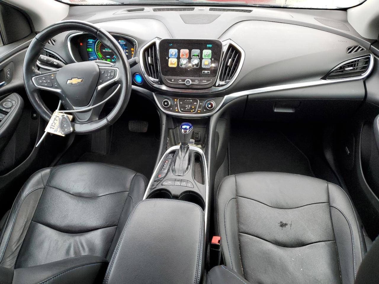 2018 Chevrolet Volt - Image 8