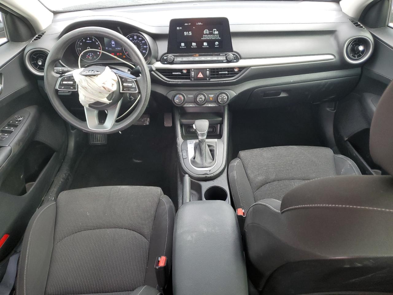 2021 Kia Forte - Image 8