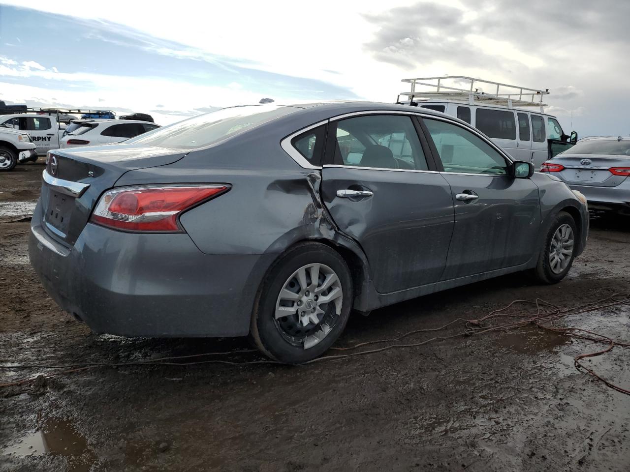 2015 Nissan Altima - Image 3