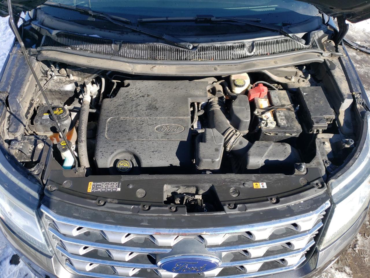 2017 Ford Explorer - Image 12