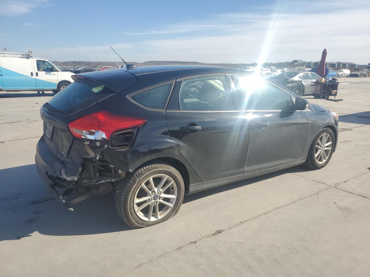 2017 Ford Focus - Image 3