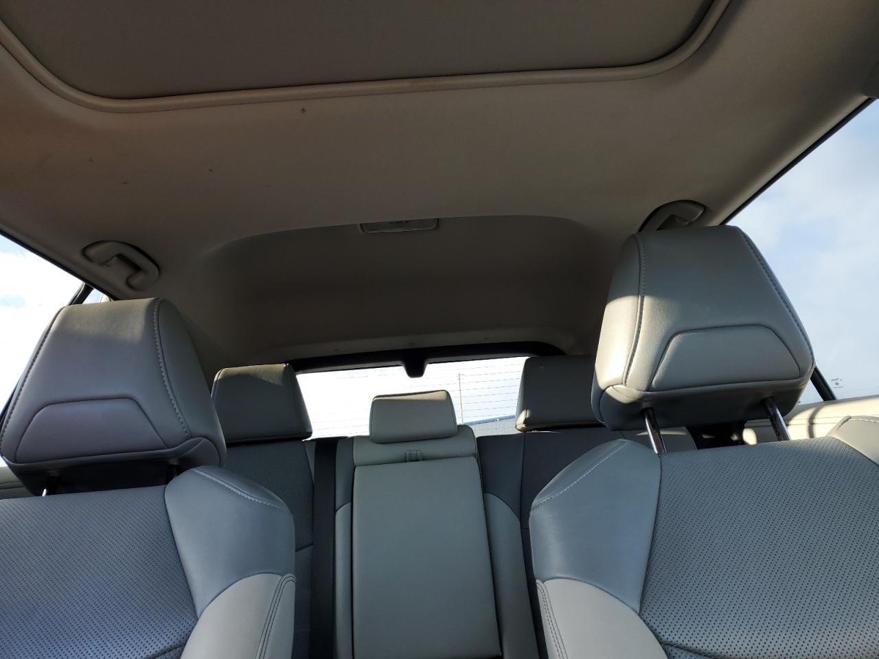 2021 Toyota RAV 4 - Image 10