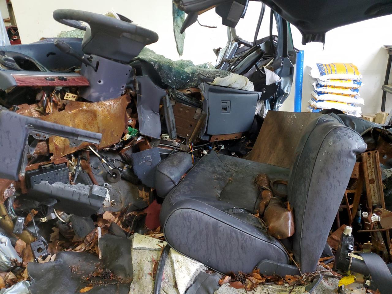 2001 Mercury Grand Marquis Ls VIN: 2MEFM75W31X616605 Lot: 43343485