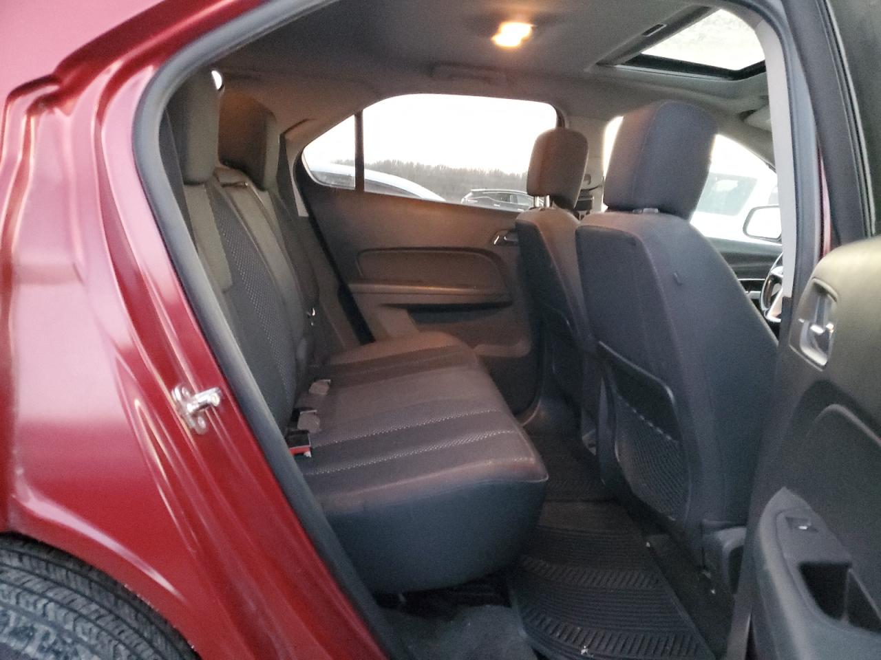 2011 Chevrolet Equinox - Image 11