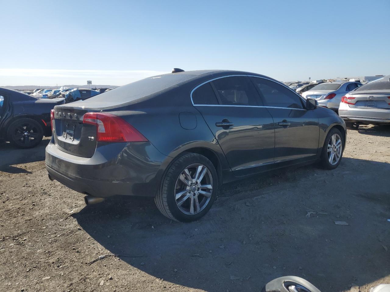 VIN YV1612FS9D1217908 2013 VOLVO S60 no.3