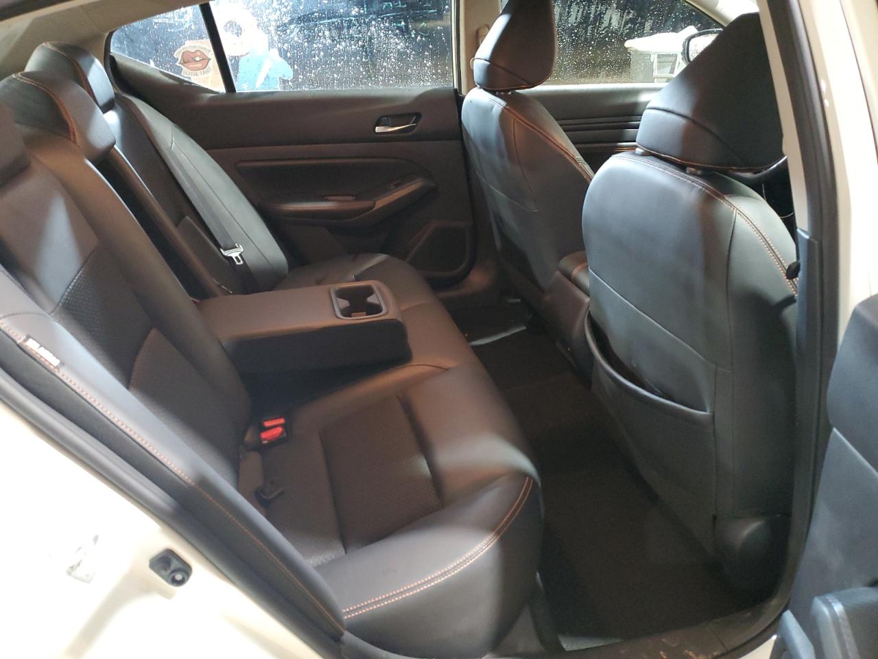 2022 Nissan Altima - Image 10