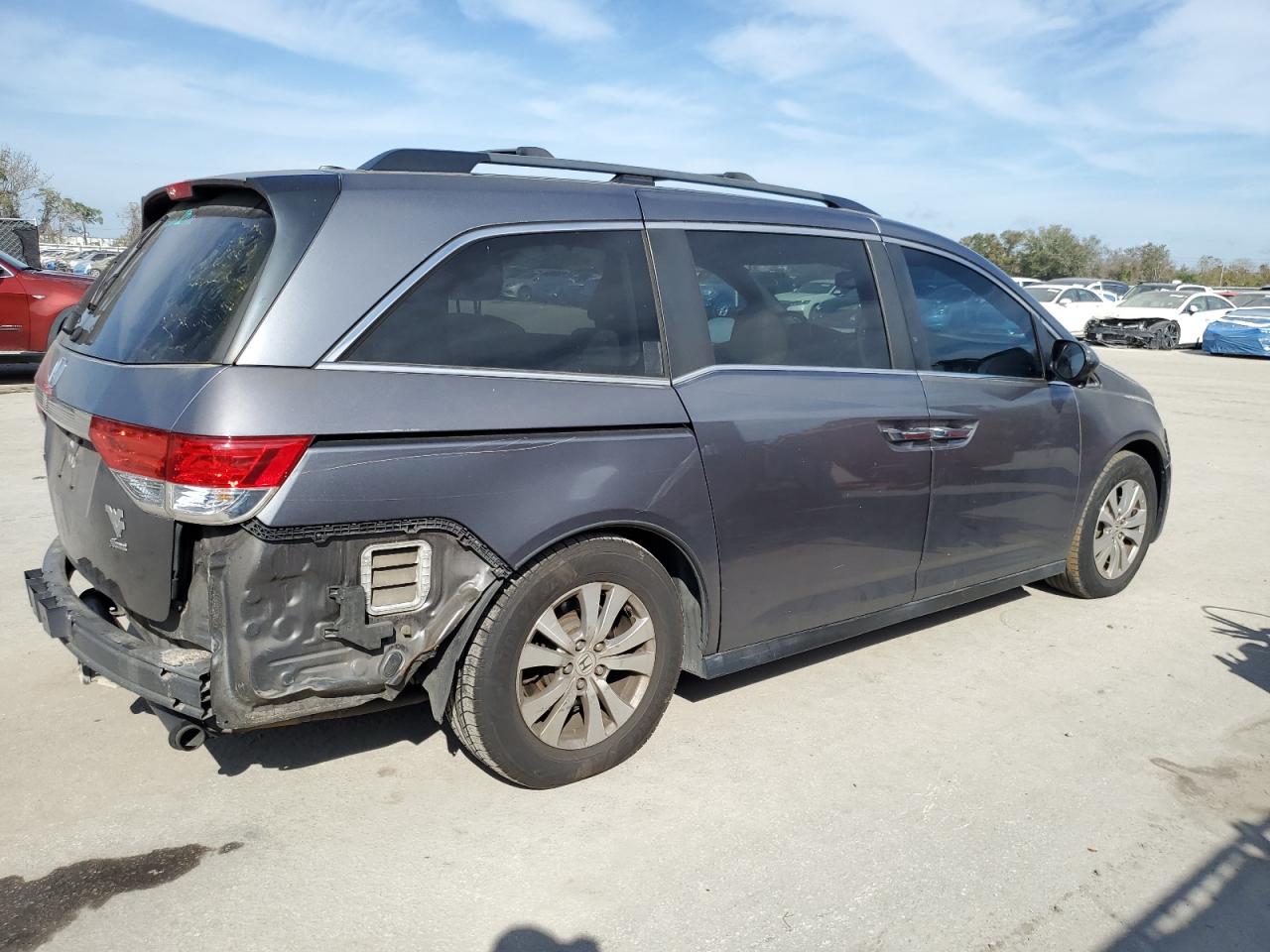 2014 Honda Odyssey - Image 3