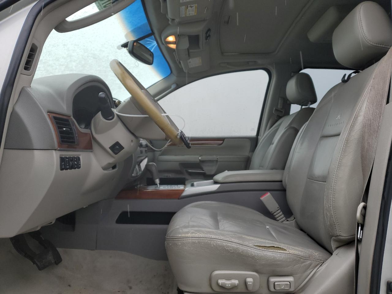 2008 Infiniti QX56 - Image 7