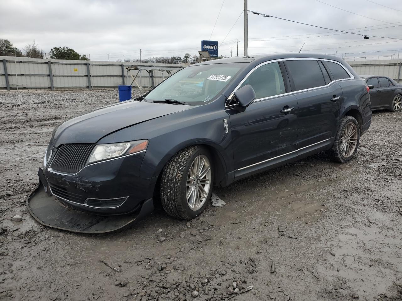 2014 Lincoln MKT - Image 1