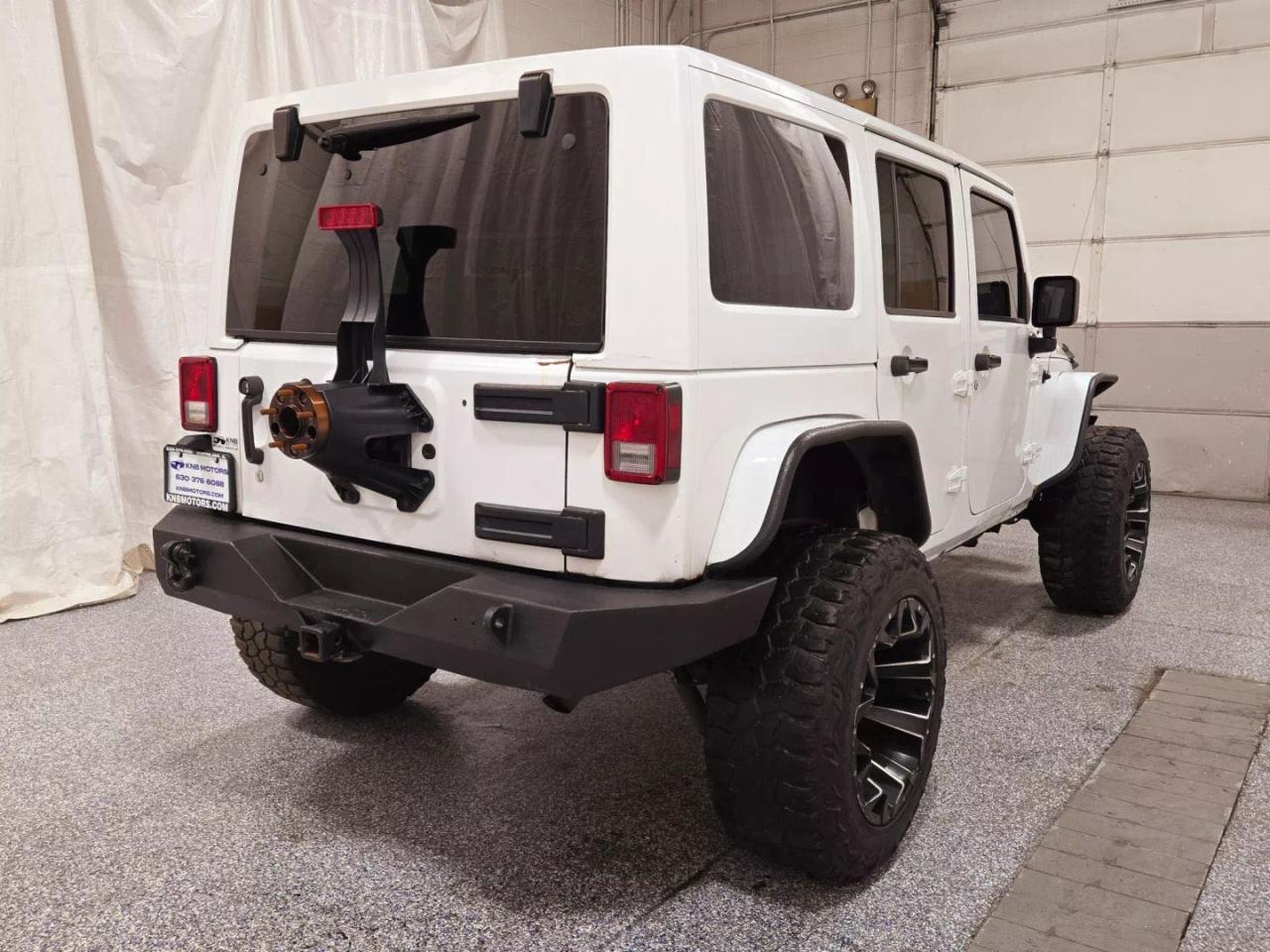 2012 Jeep Wrangler - Image 4