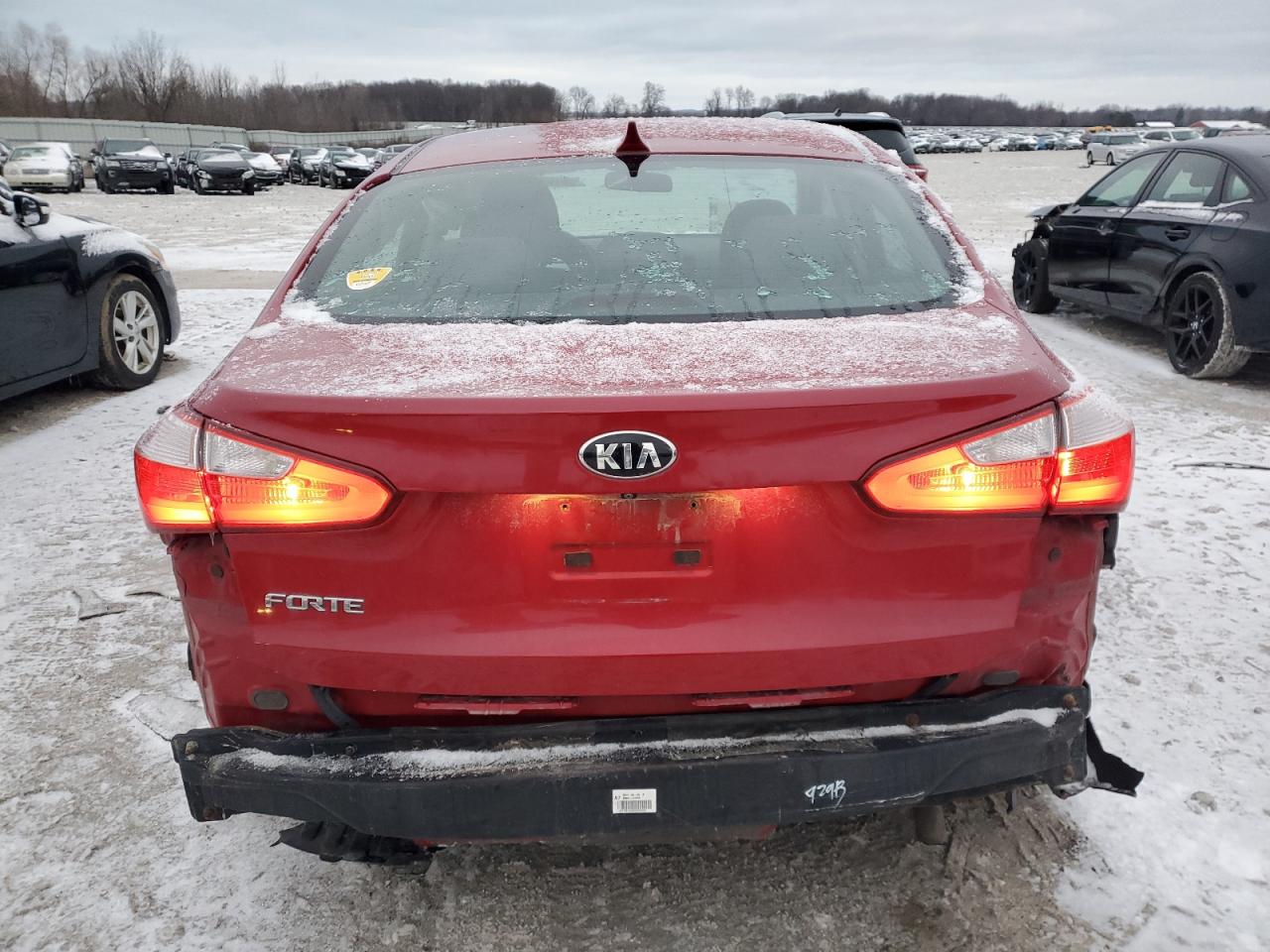 VIN KNAFX4A61F5347653 2015 KIA FORTE no.6