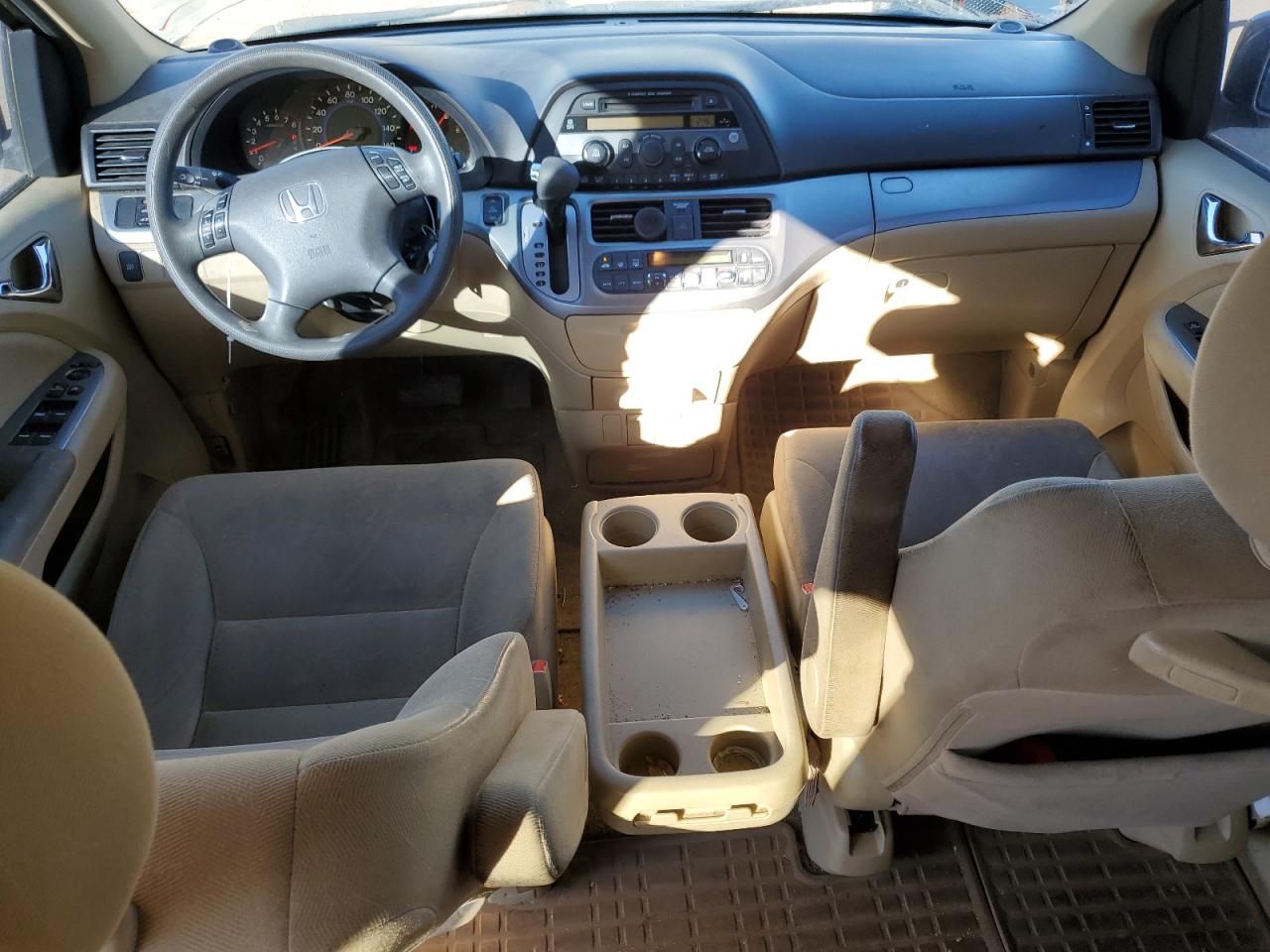 2010 Honda Odyssey - Image 8