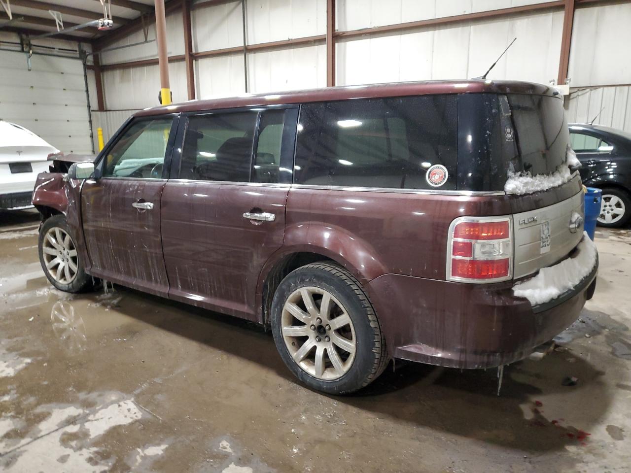 2010 Ford Flex - Image 2