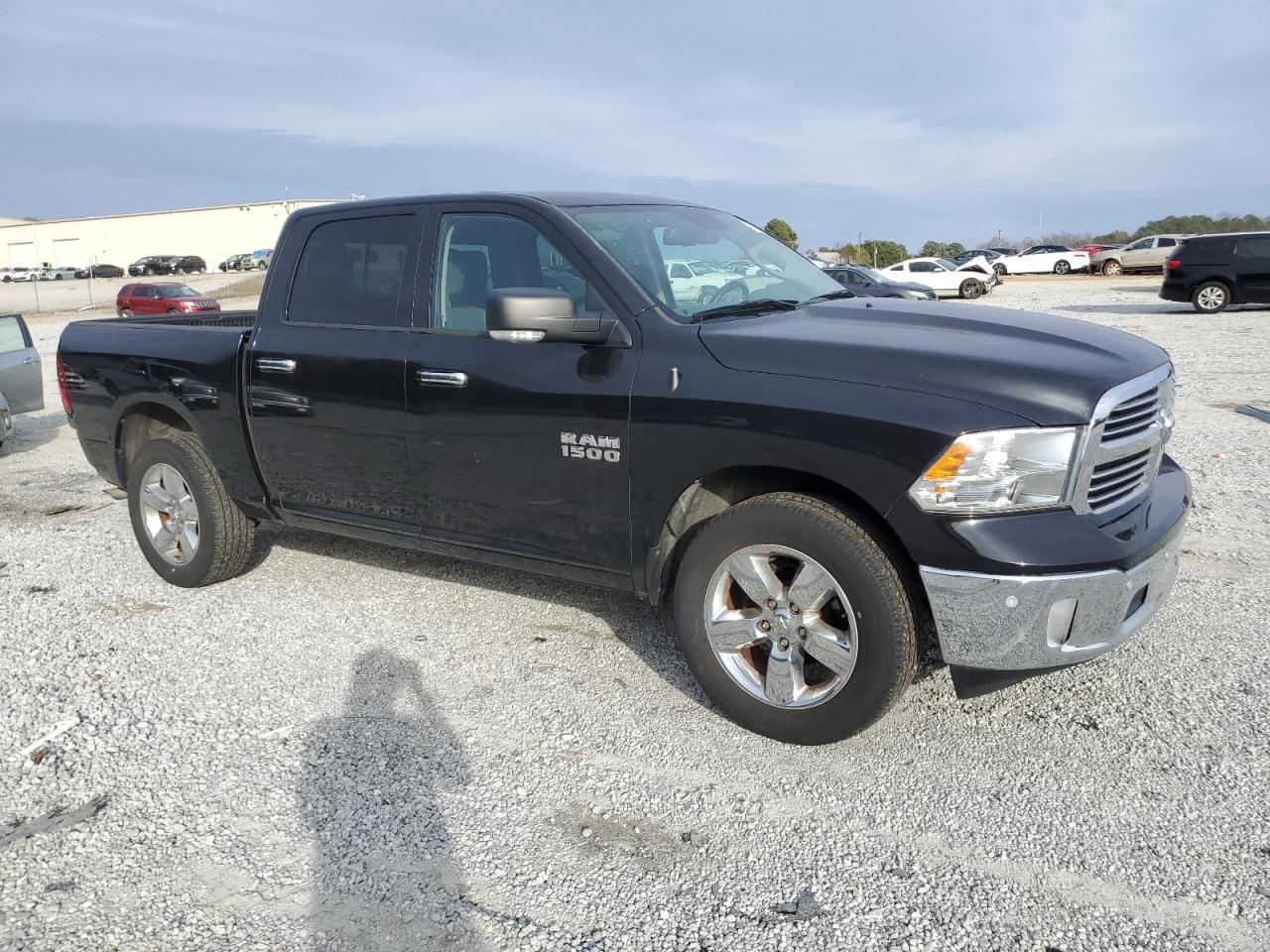 2016 RAM 1500 - Image 4
