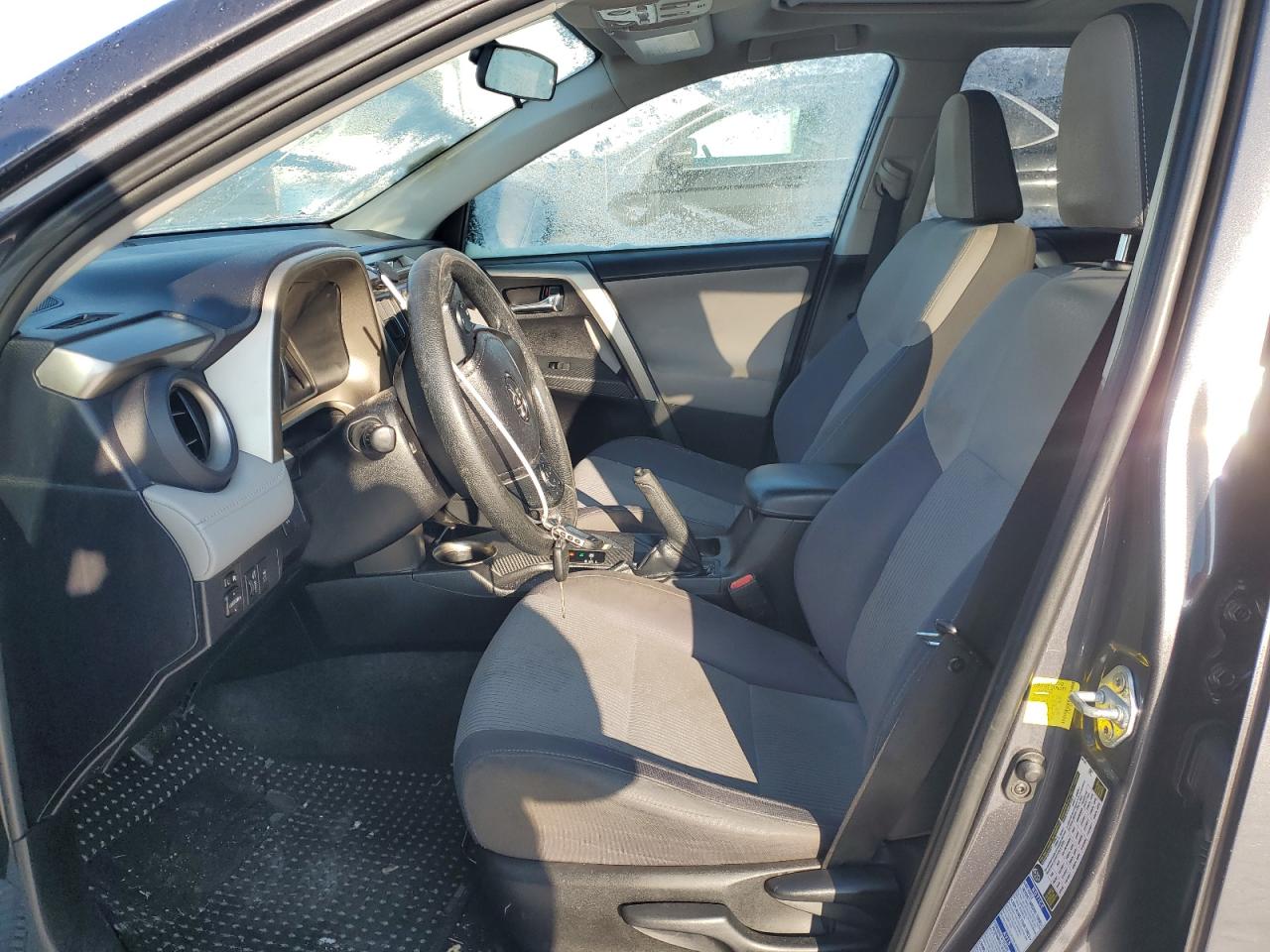 2014 Toyota RAV 4 - Image 7