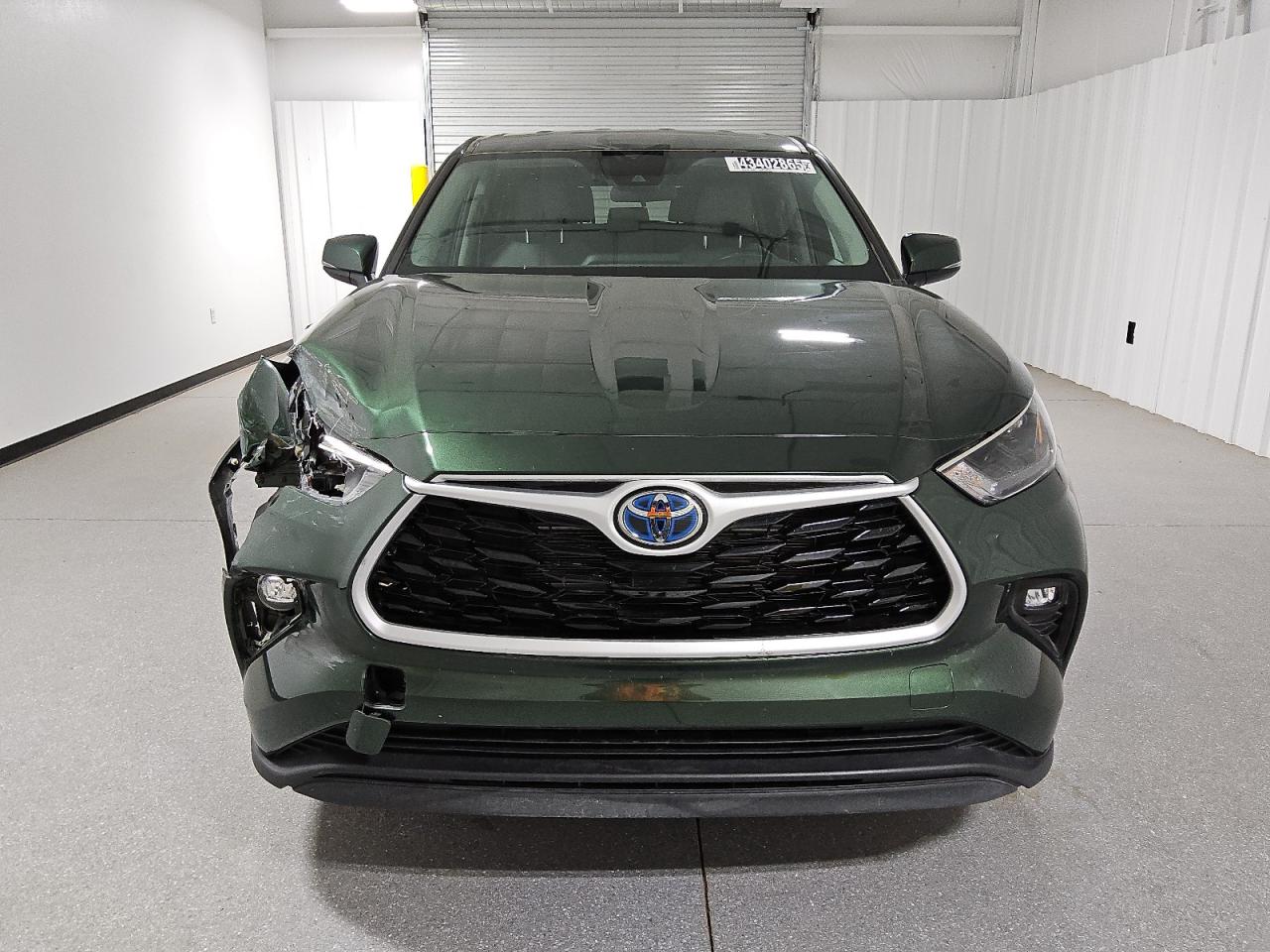 2024 Toyota Highlander - Image 5