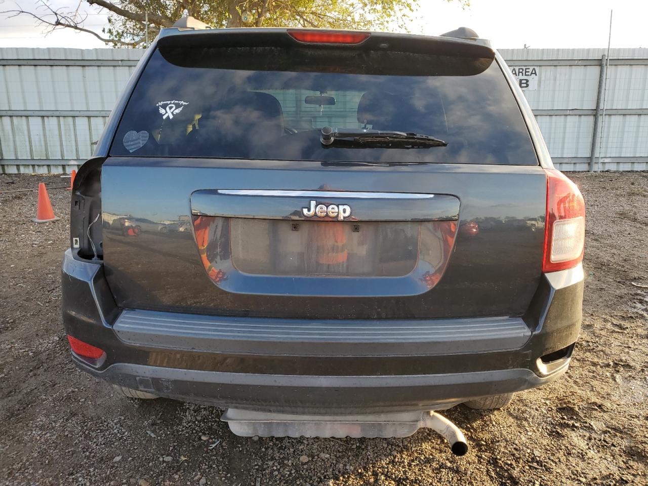 2015 Jeep Compass - Image 6