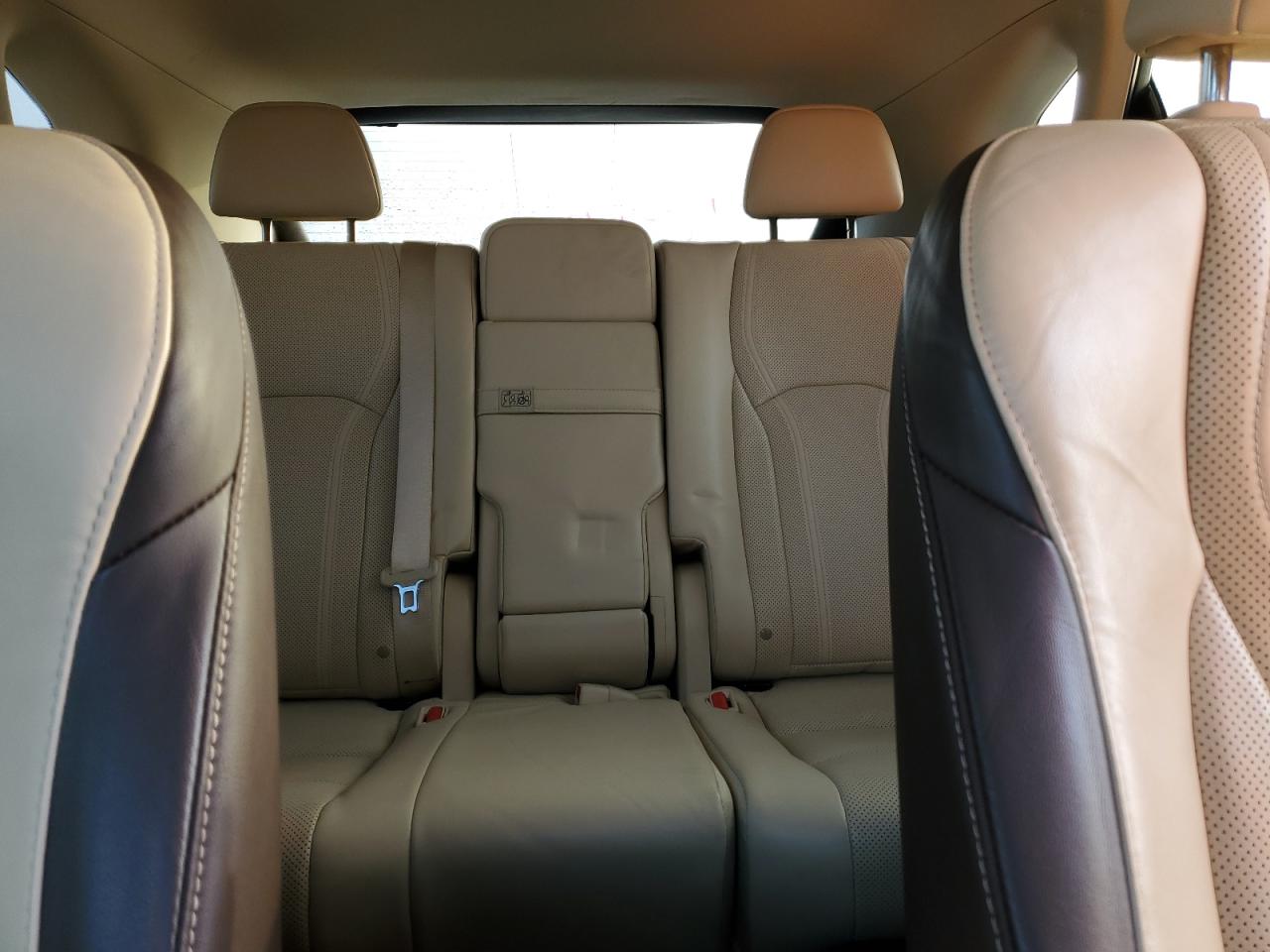 2017 Lexus RX - Image 10
