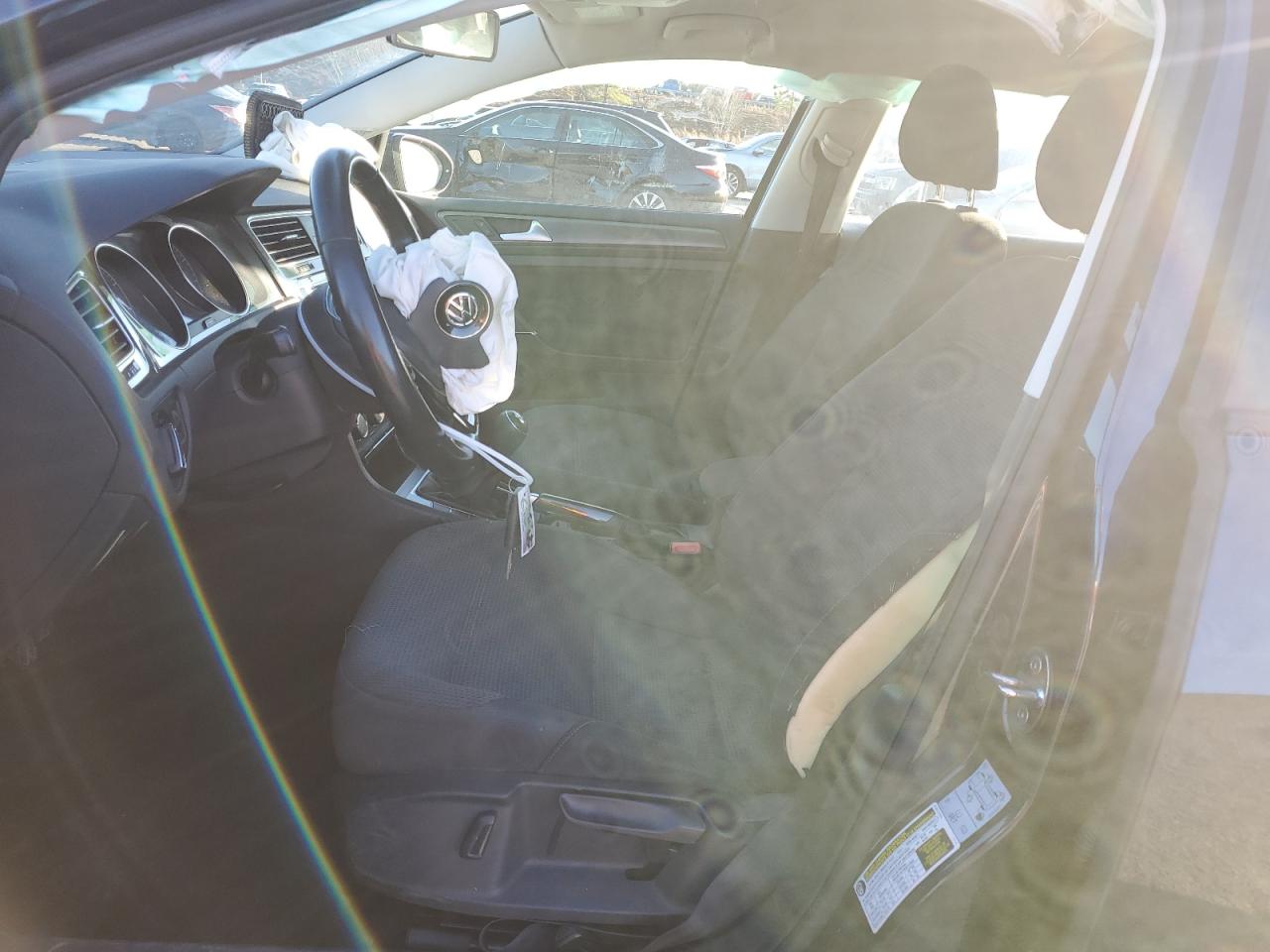 2018 Volkswagen Golf - Image 7
