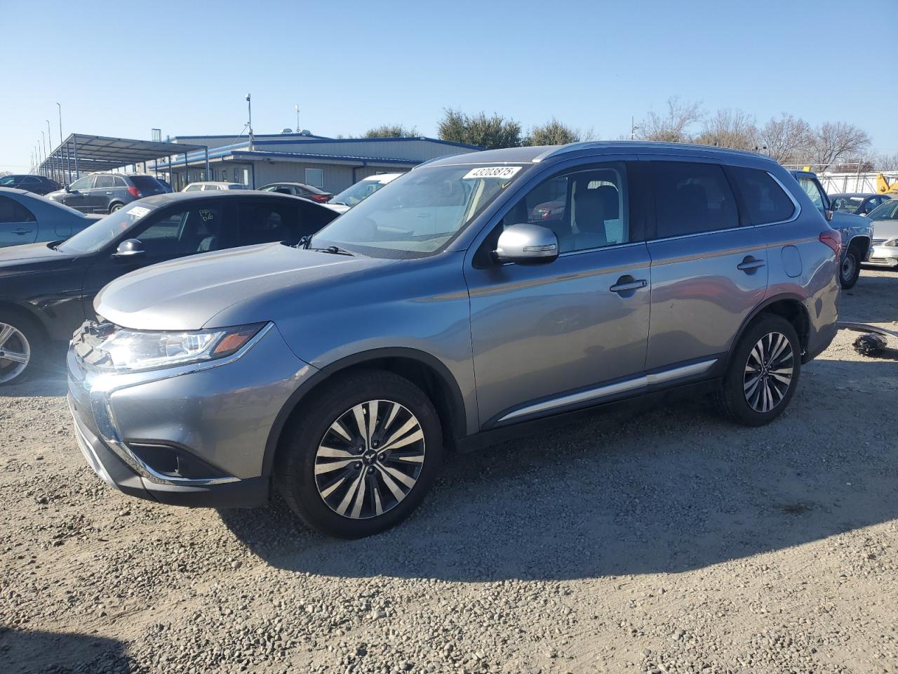 2020 Mitsubishi Outlander - Image 1