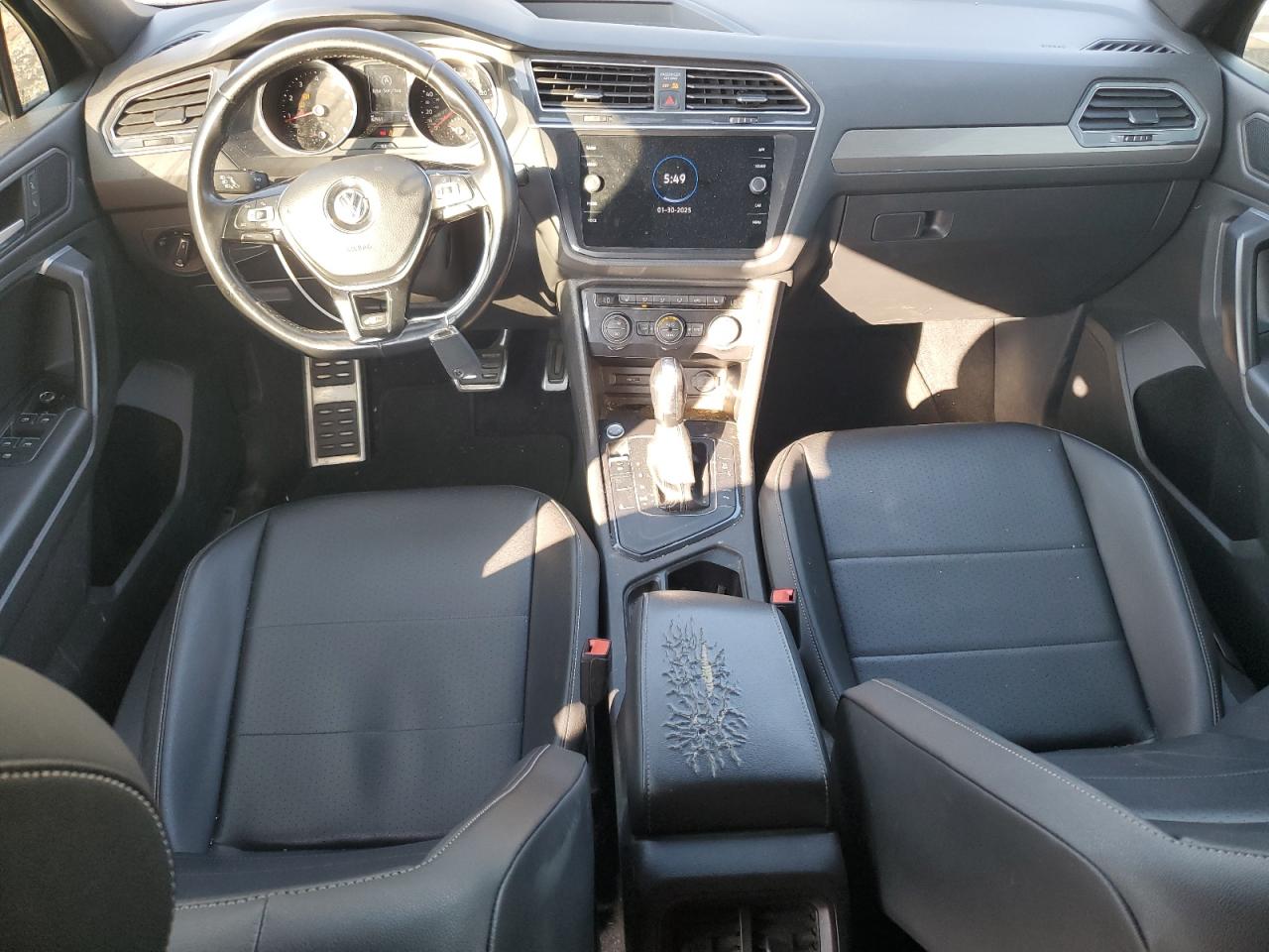 2021 Volkswagen Tiguan - Image 8