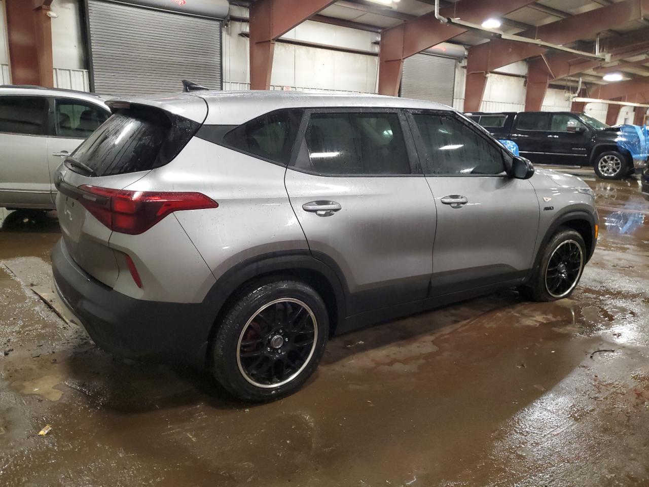 2021 Kia Seltos - Image 3