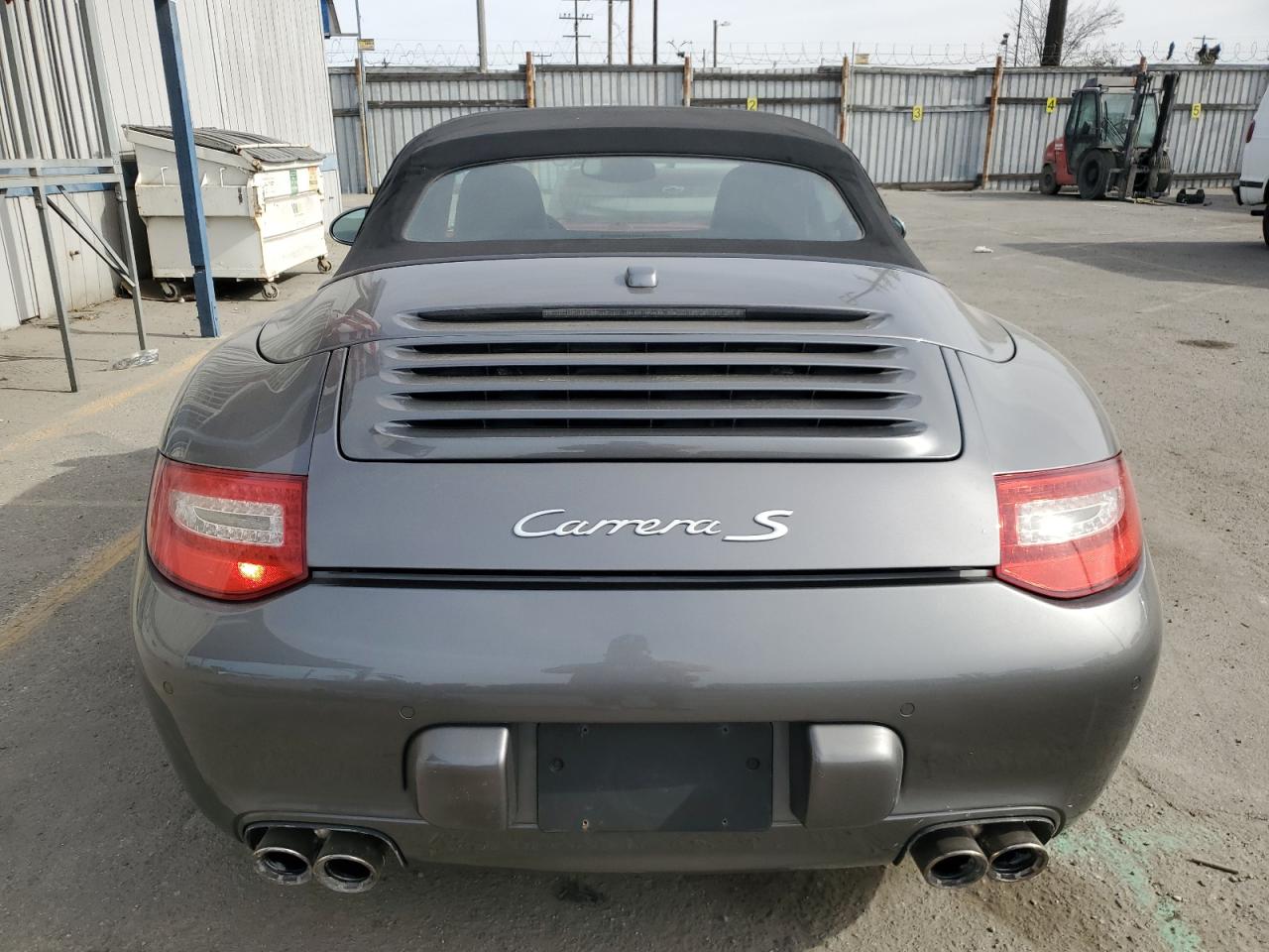 2011 Porsche 911 Carrera S VIN: WP0CB2A95BS755250 Lot: 42056145