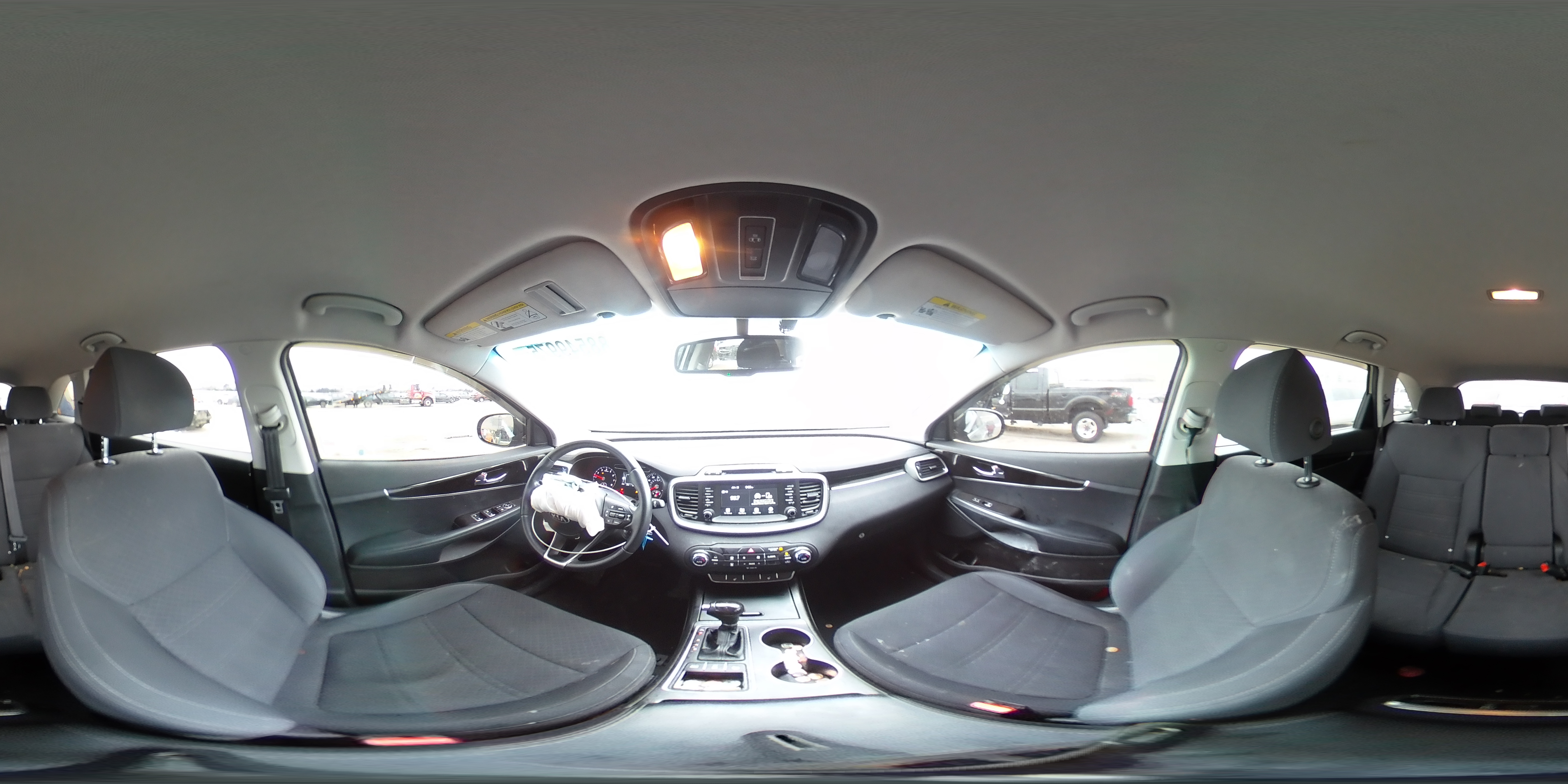 2018 Kia Sorento - Image 14