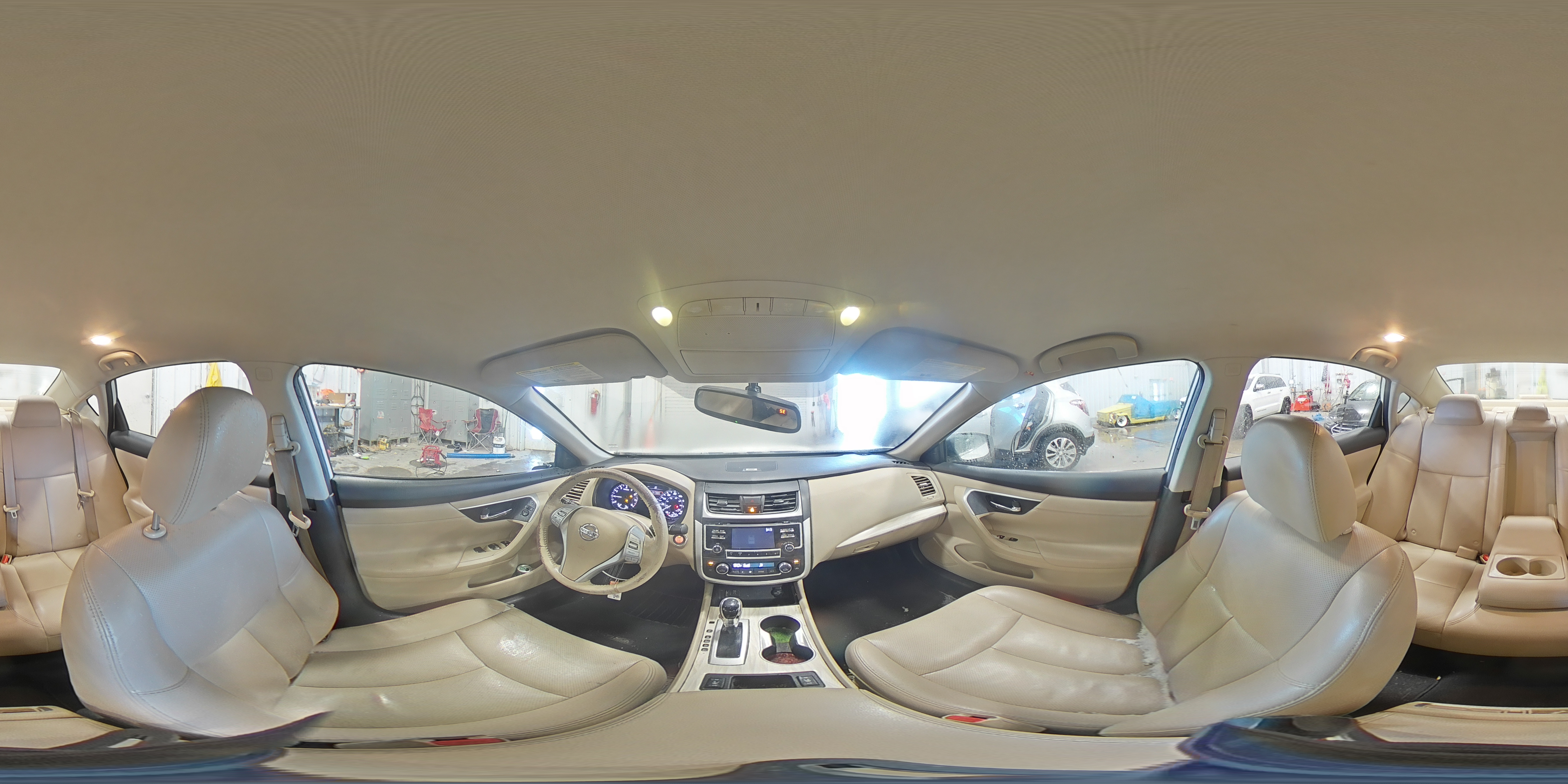 2017 Nissan Altima - Image 14