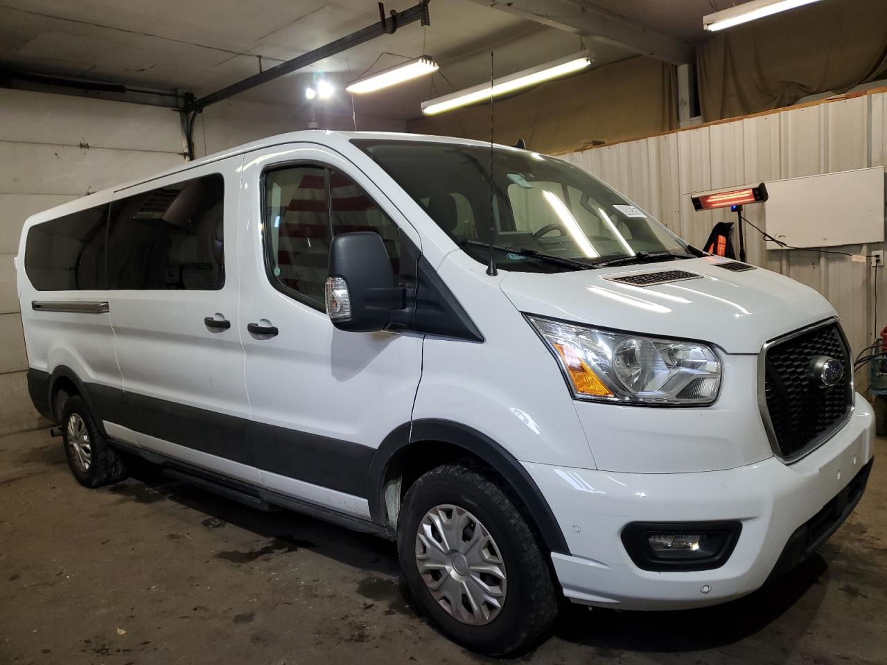 2022 Ford Transit - Image 4
