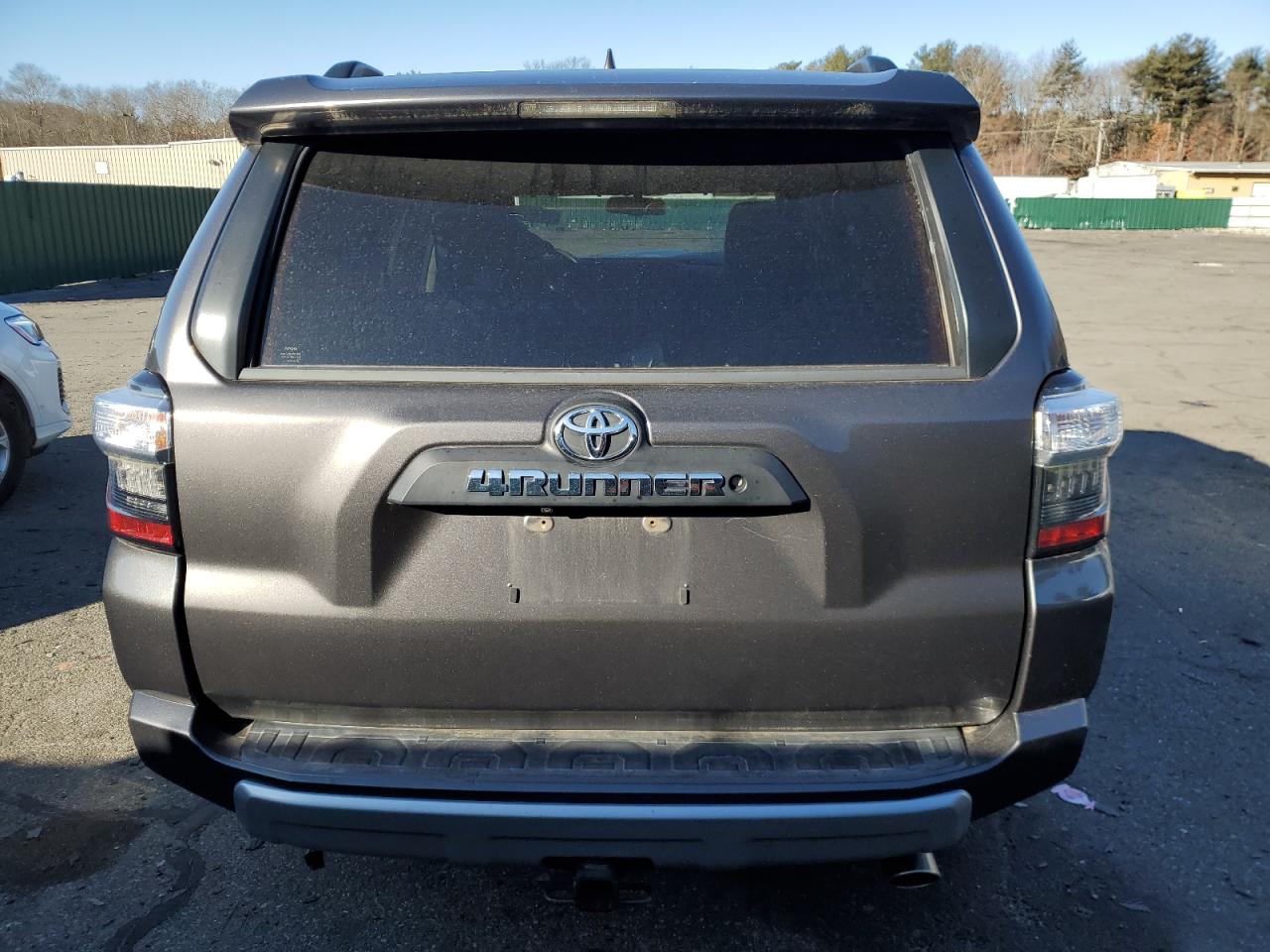 2015 Toyota 4Runner - Image 6