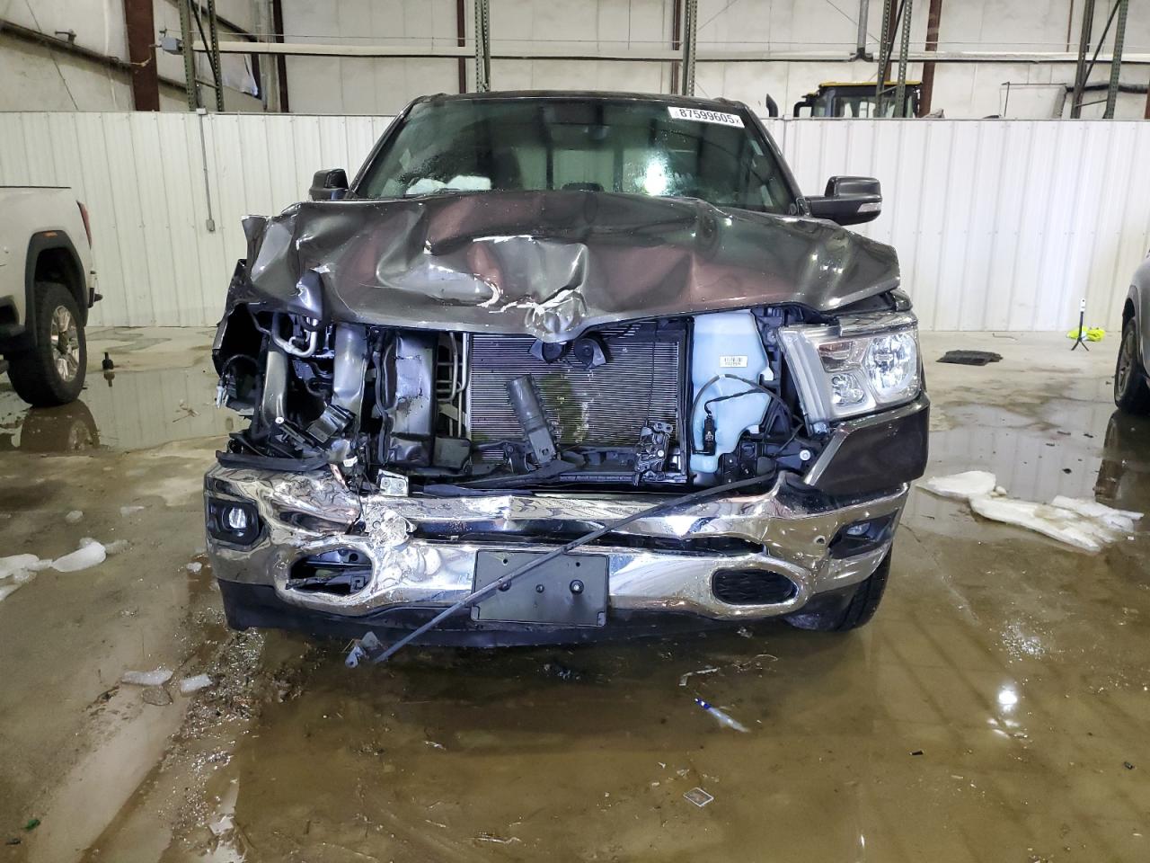2020 RAM 1500 - Image 5