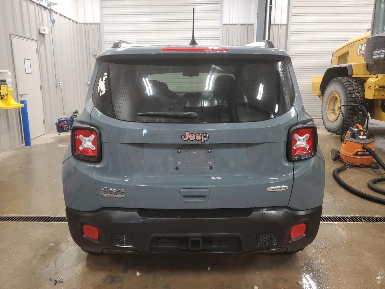 2018 Jeep Renegade - Image 6