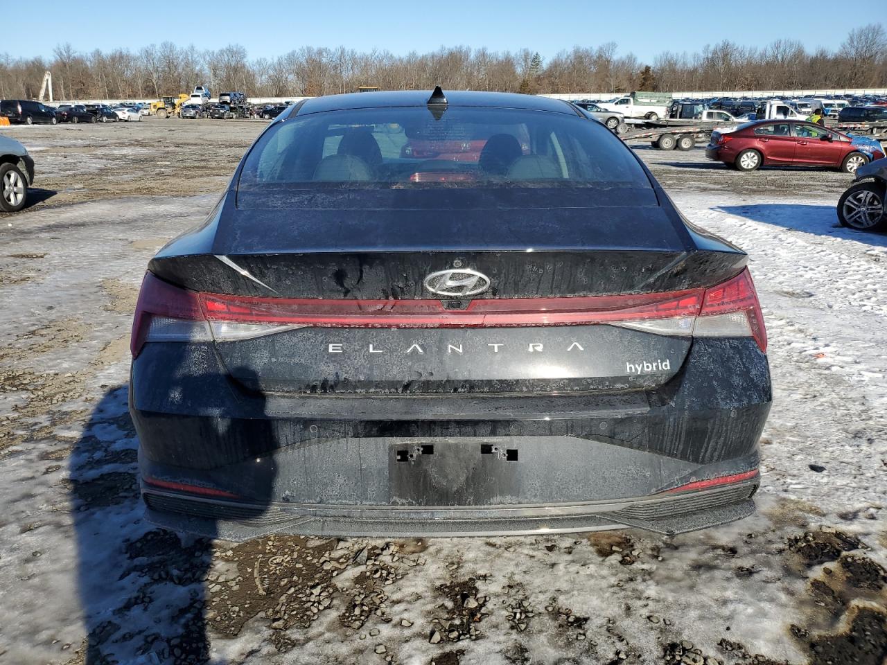 2023 Hyundai Elantra - Image 6
