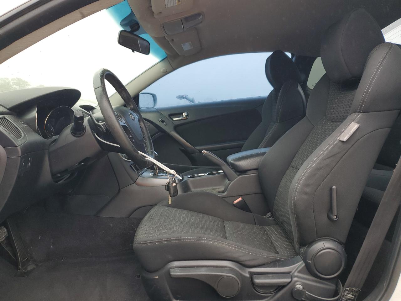 2011 Hyundai Genesis - Image 7
