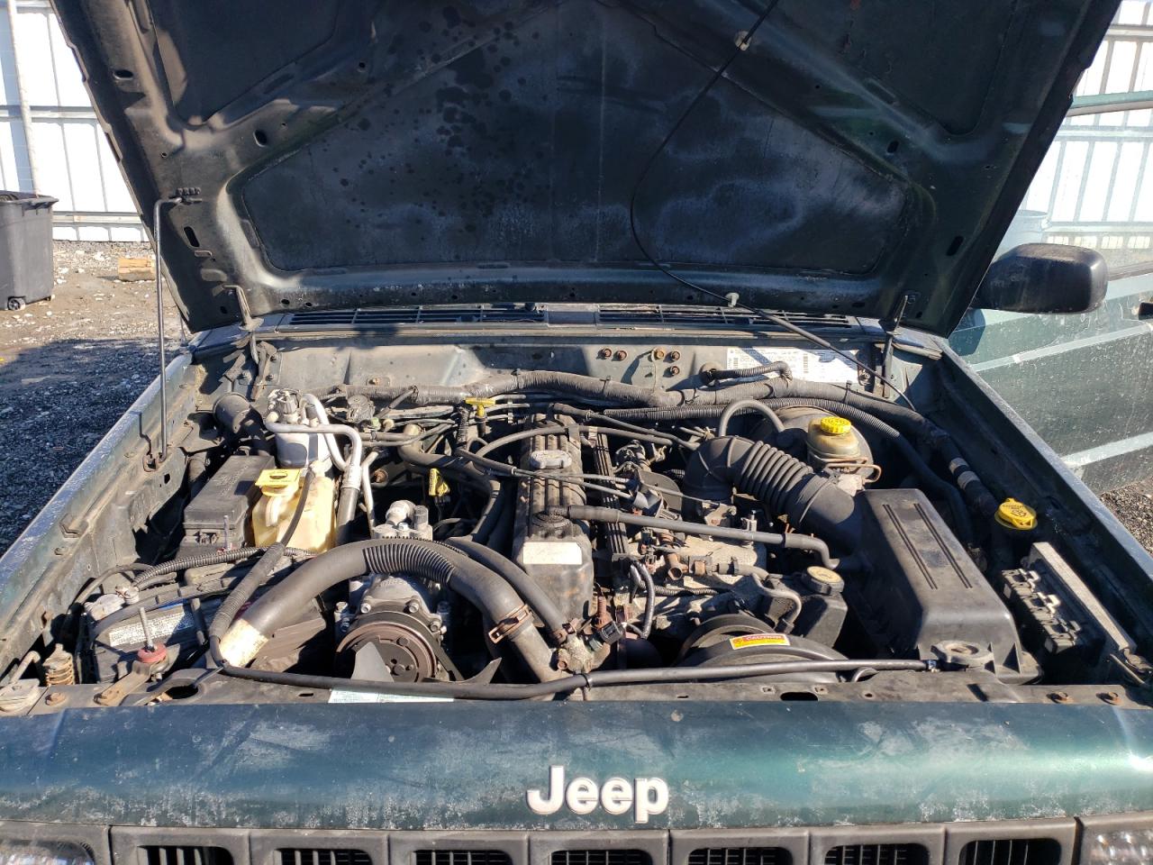 1999 Jeep Grand Cherokee - Image 13