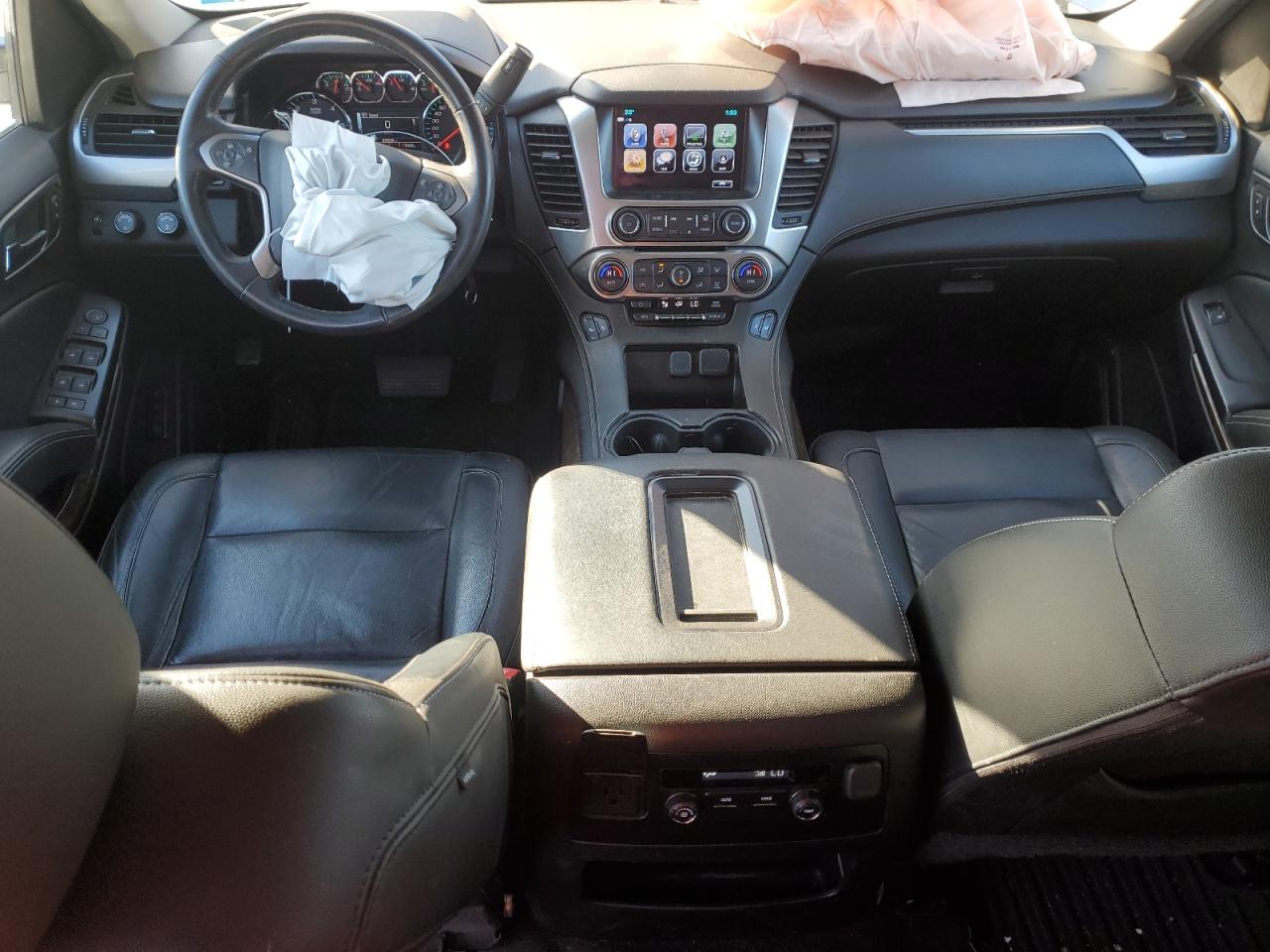 2017 Chevrolet Suburban - Image 8