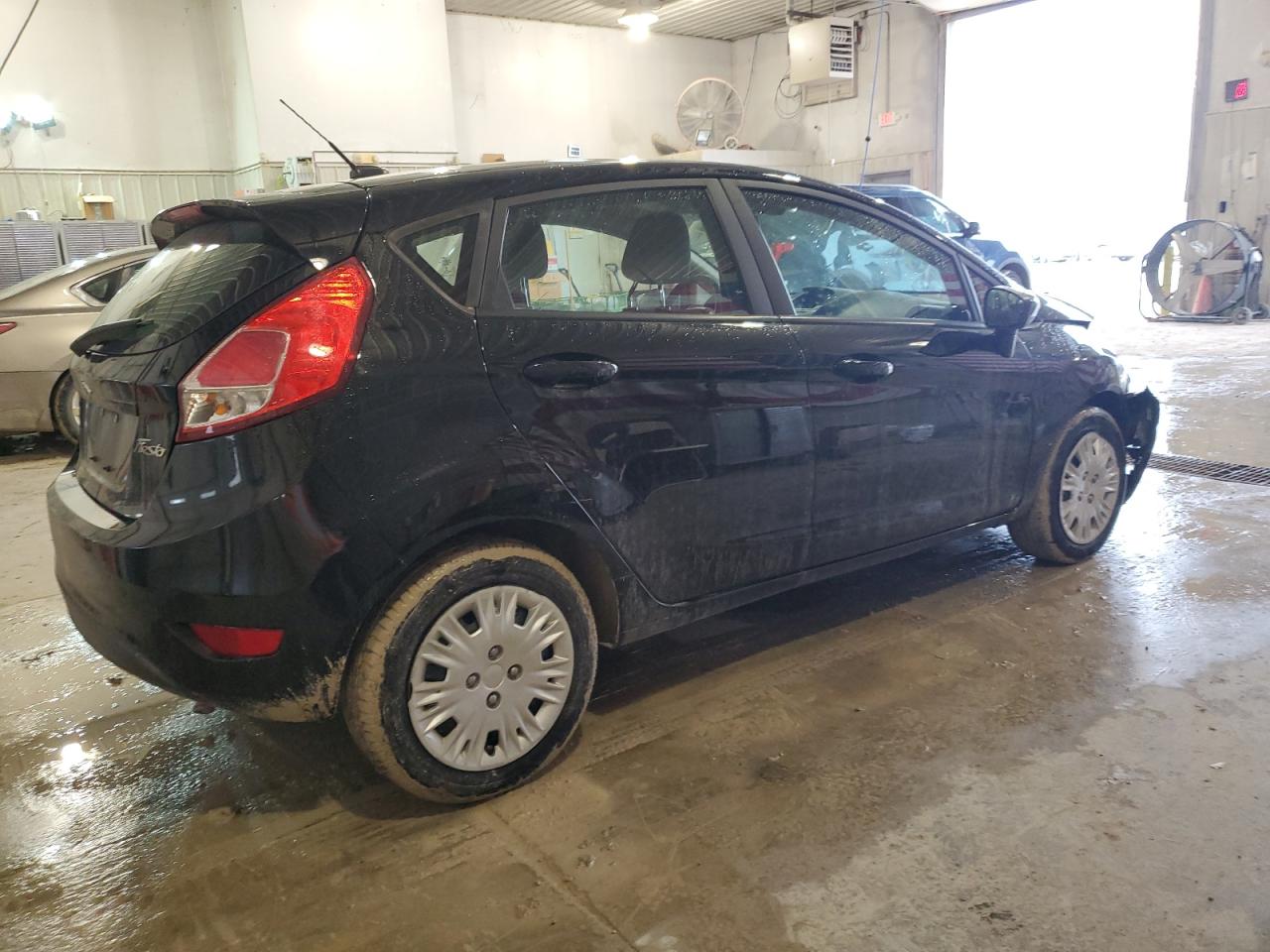 2016 Ford Fiesta - Image 3