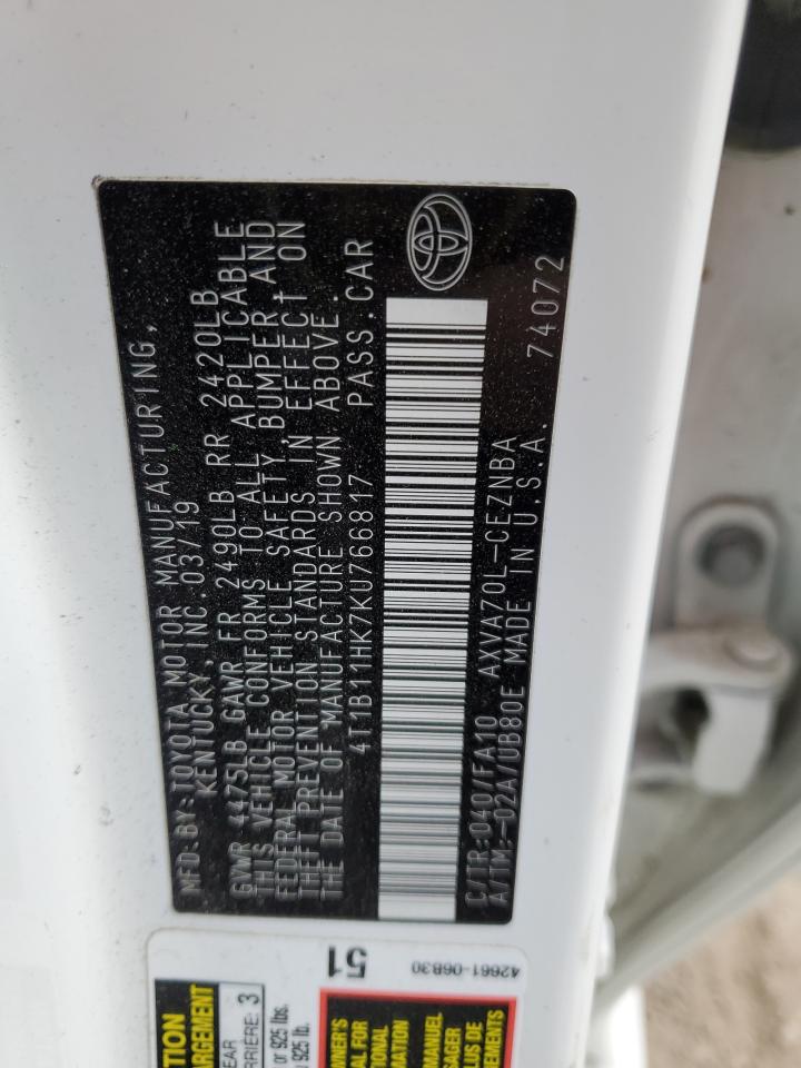 2019 Toyota Camry - Image 13