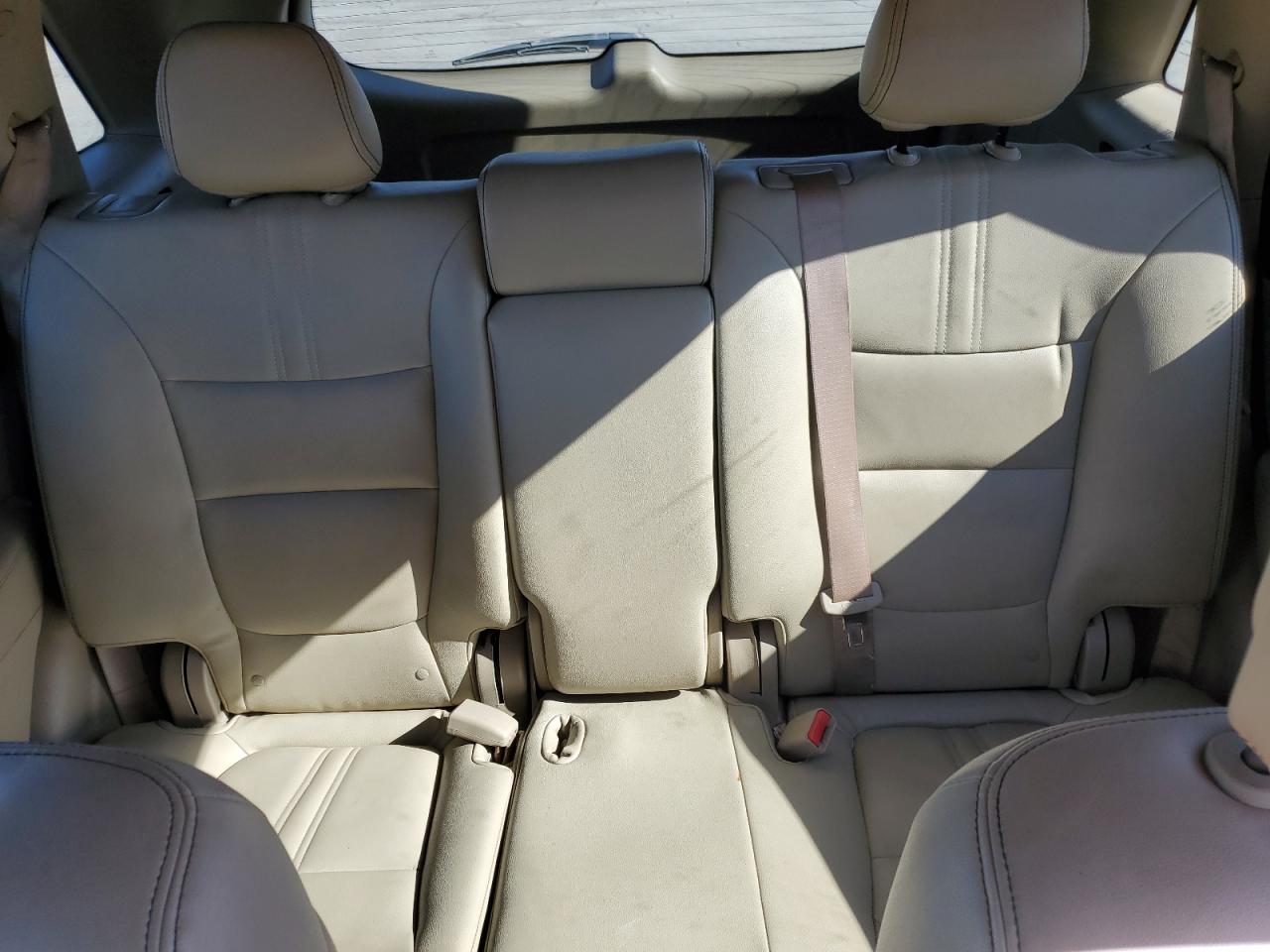 2012 Kia Sorento - Image 10
