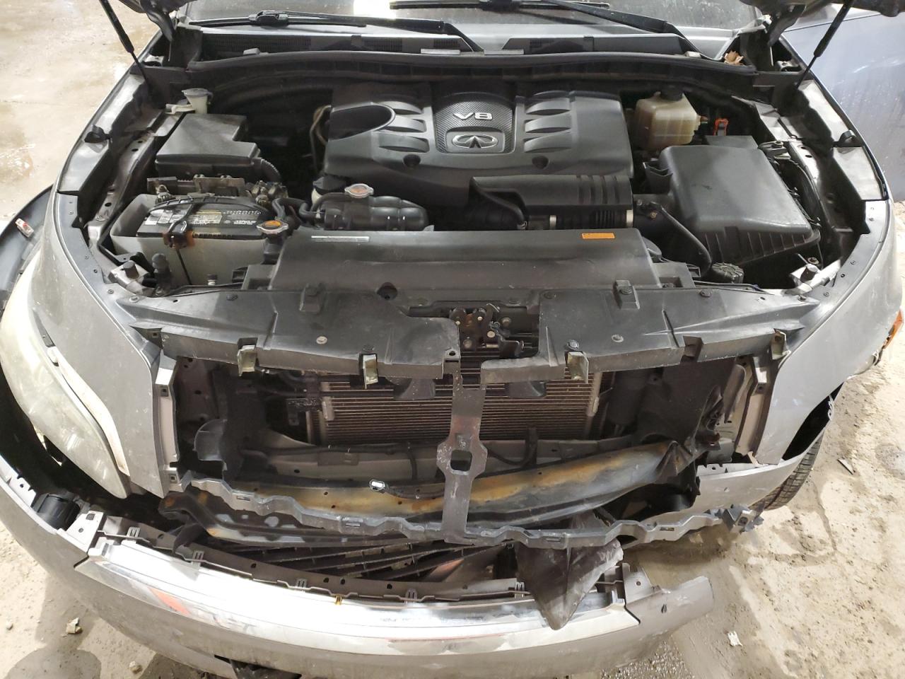 2012 Infiniti QX56 - Image 12