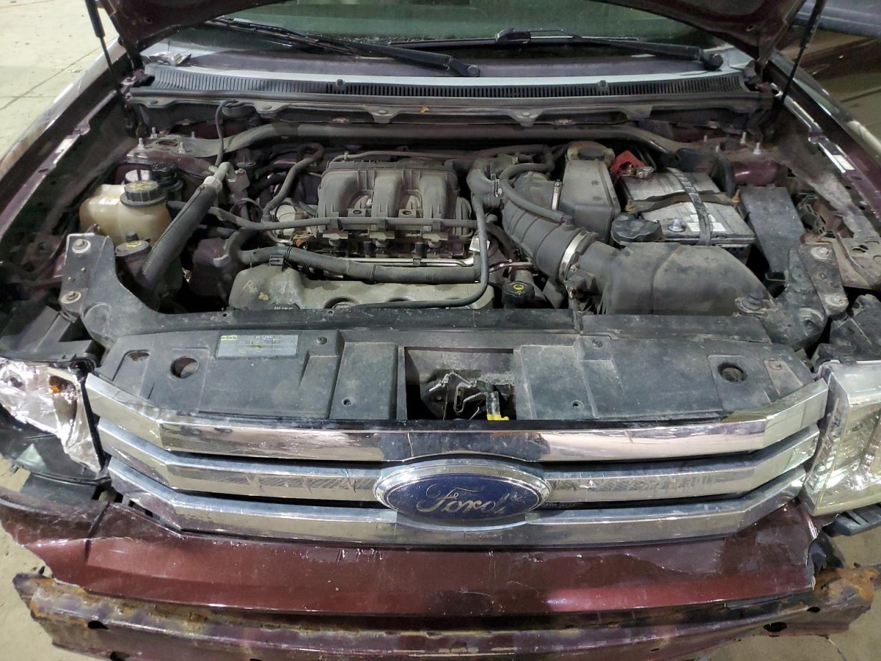 2010 Ford Flex - Image 12