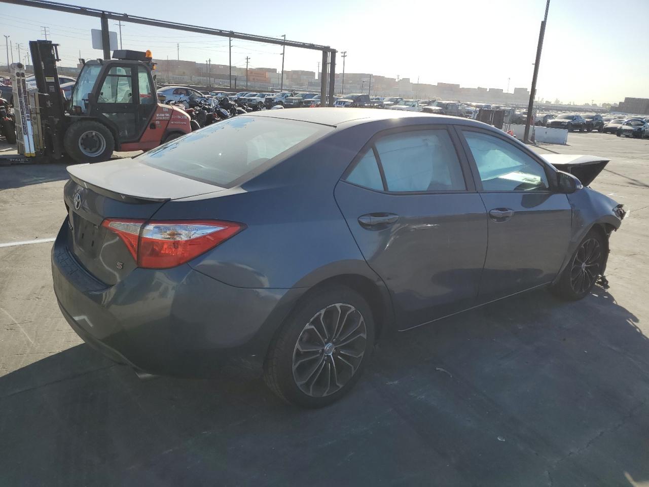 2015 Toyota Corolla - Image 3